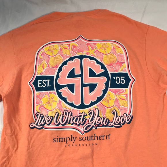 Womenโs Simply Southern Logo Graphic SS T-Shirt Size Small - Picture 6 of 6